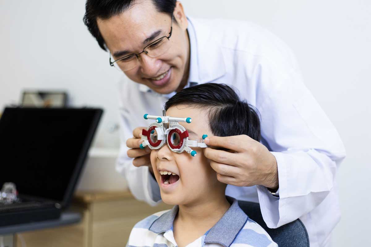 Tầm nhìn Mắt Kính Tâm Đức