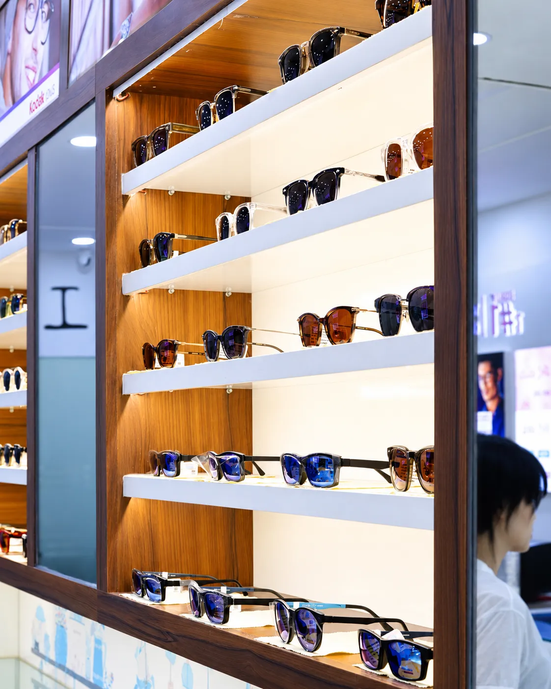 Showroom Chi nhánh Quận 1 - ảnh 2
