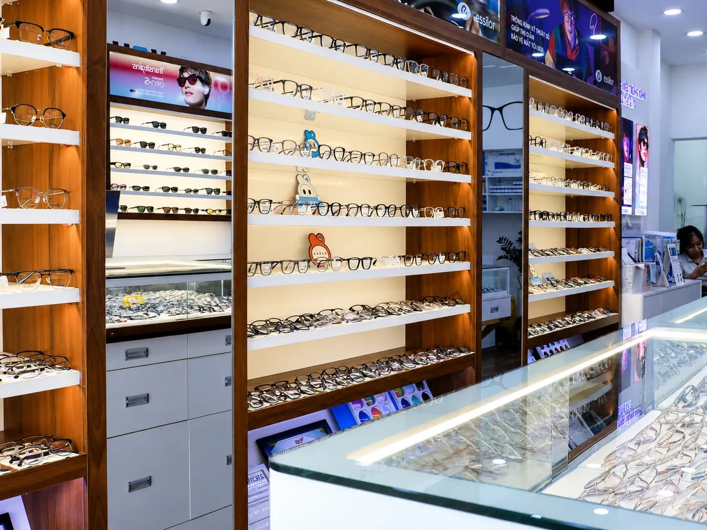 Showroom Chi nhánh Quận 1 - ảnh 3