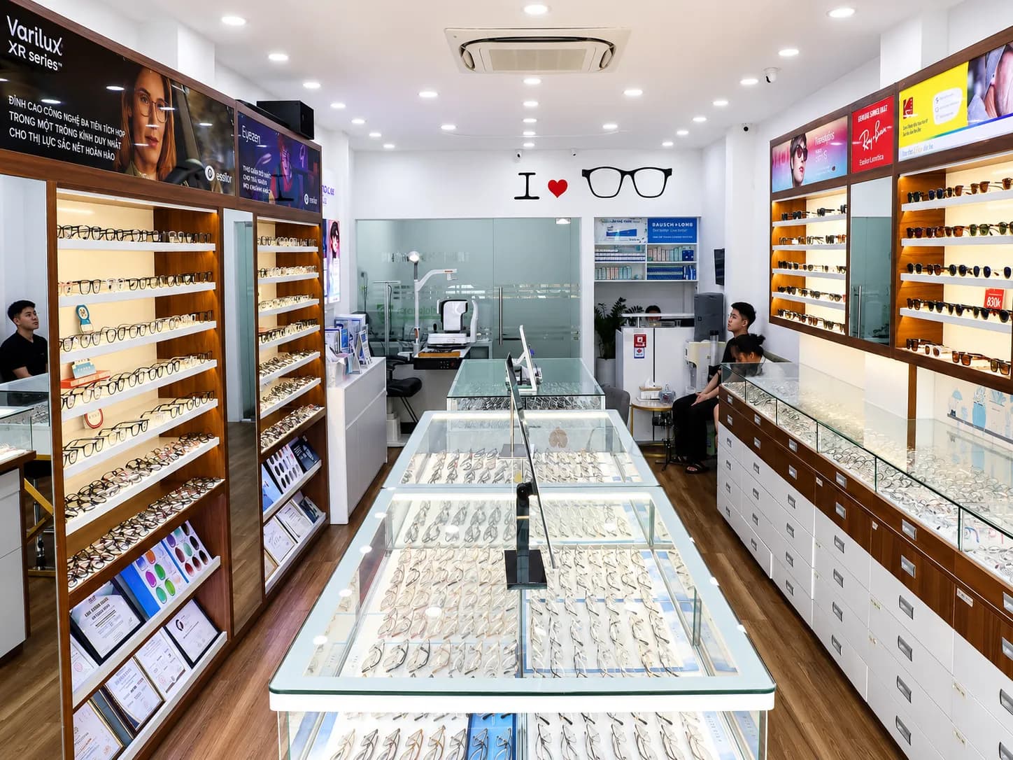 Showroom Chi nhánh Quận 1 - ảnh 4