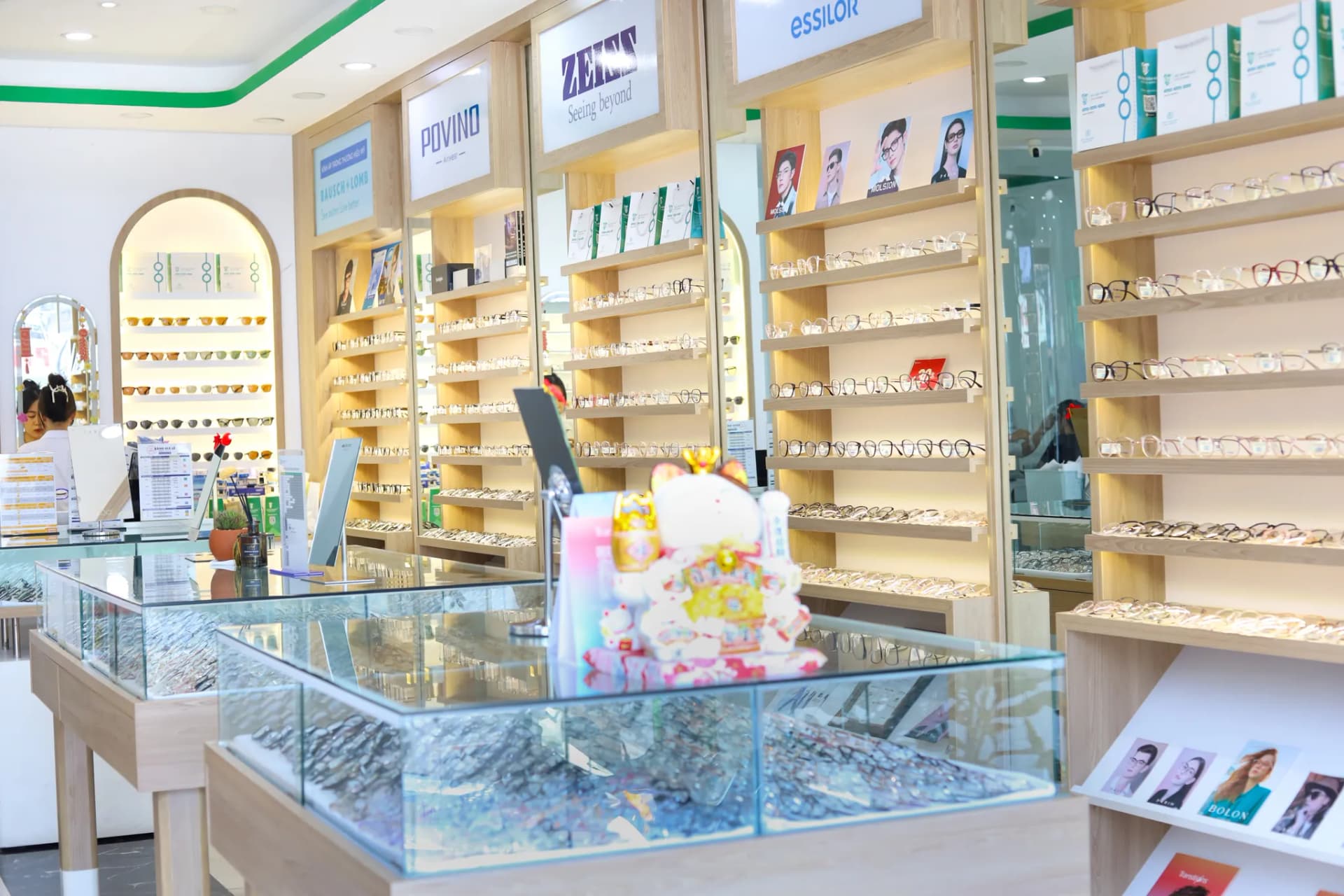 Showroom Chi nhánh Quận 7 - ảnh 5