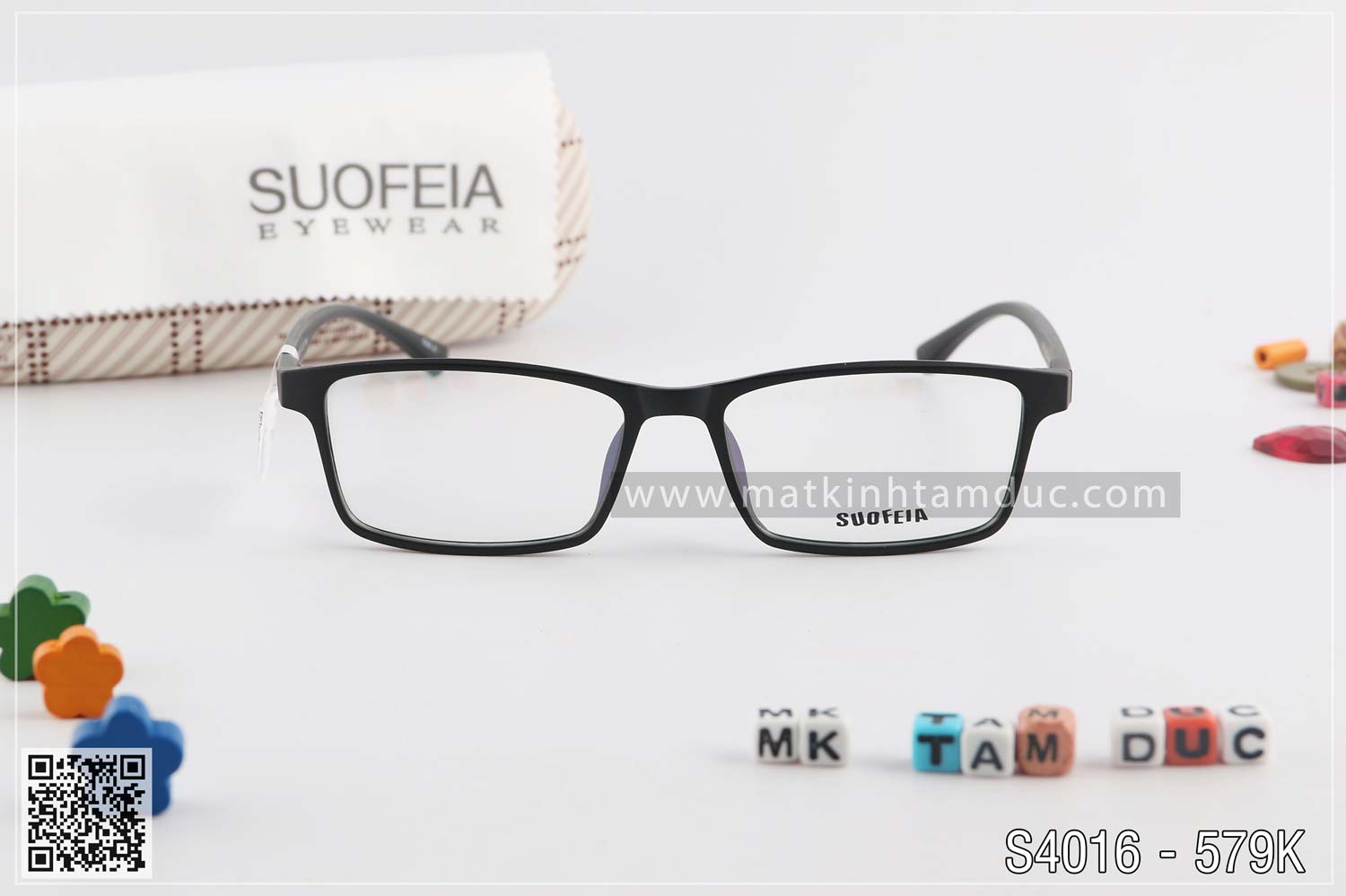 Mắt Kính Tâm Đức