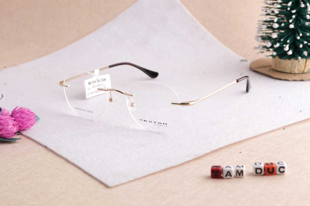 Mắt Kính Tâm Đức