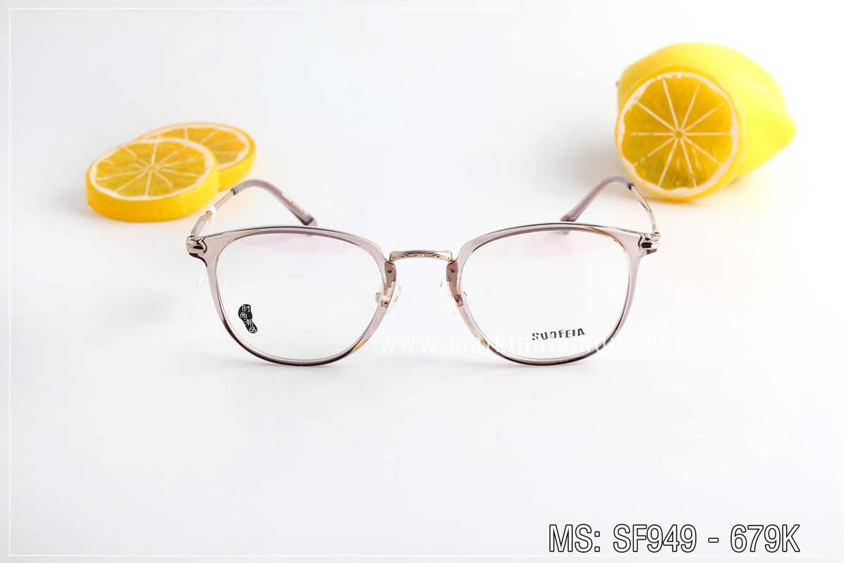 Mắt Kính Tâm Đức