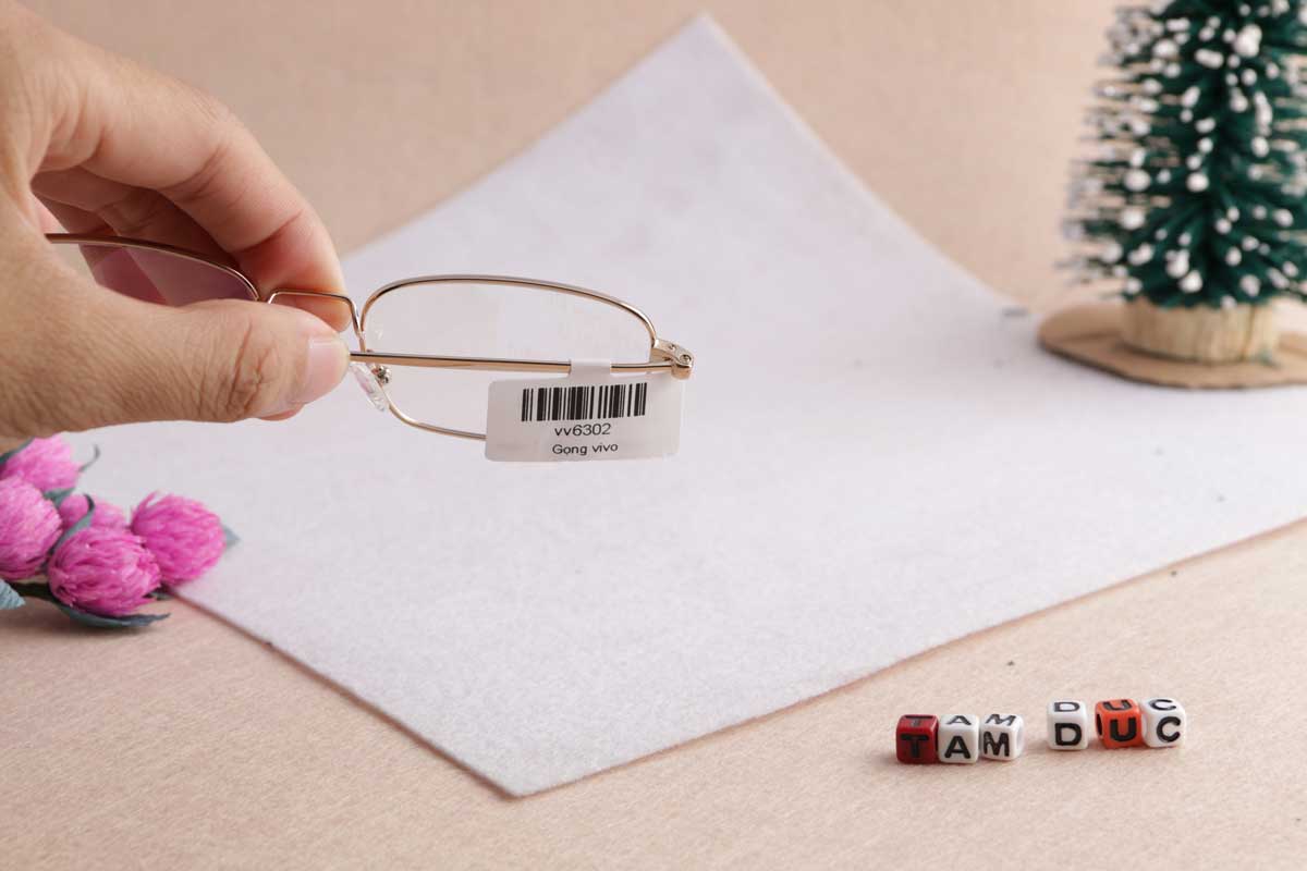 Mắt Kính Tâm Đức