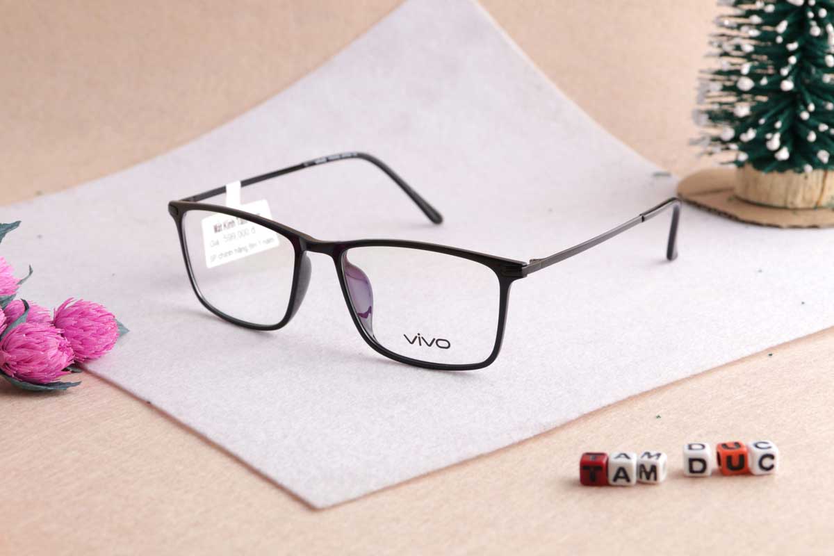 Mắt Kính Tâm Đức