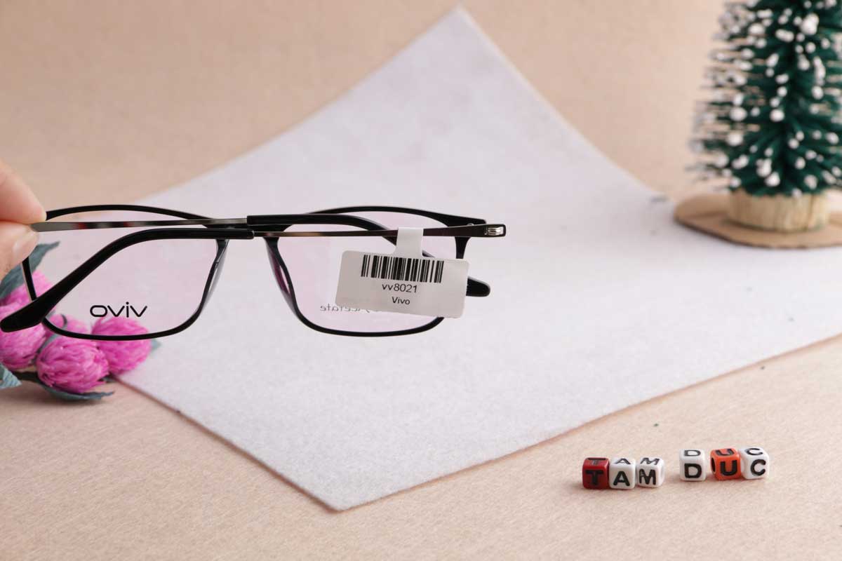 Mắt Kính Tâm Đức