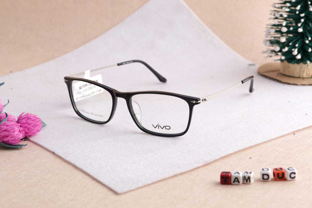 Mắt Kính Tâm Đức