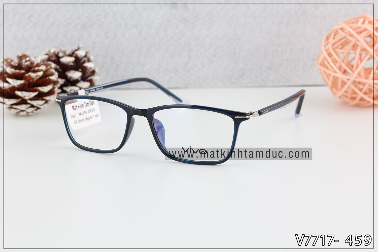 Mắt Kính Tâm Đức