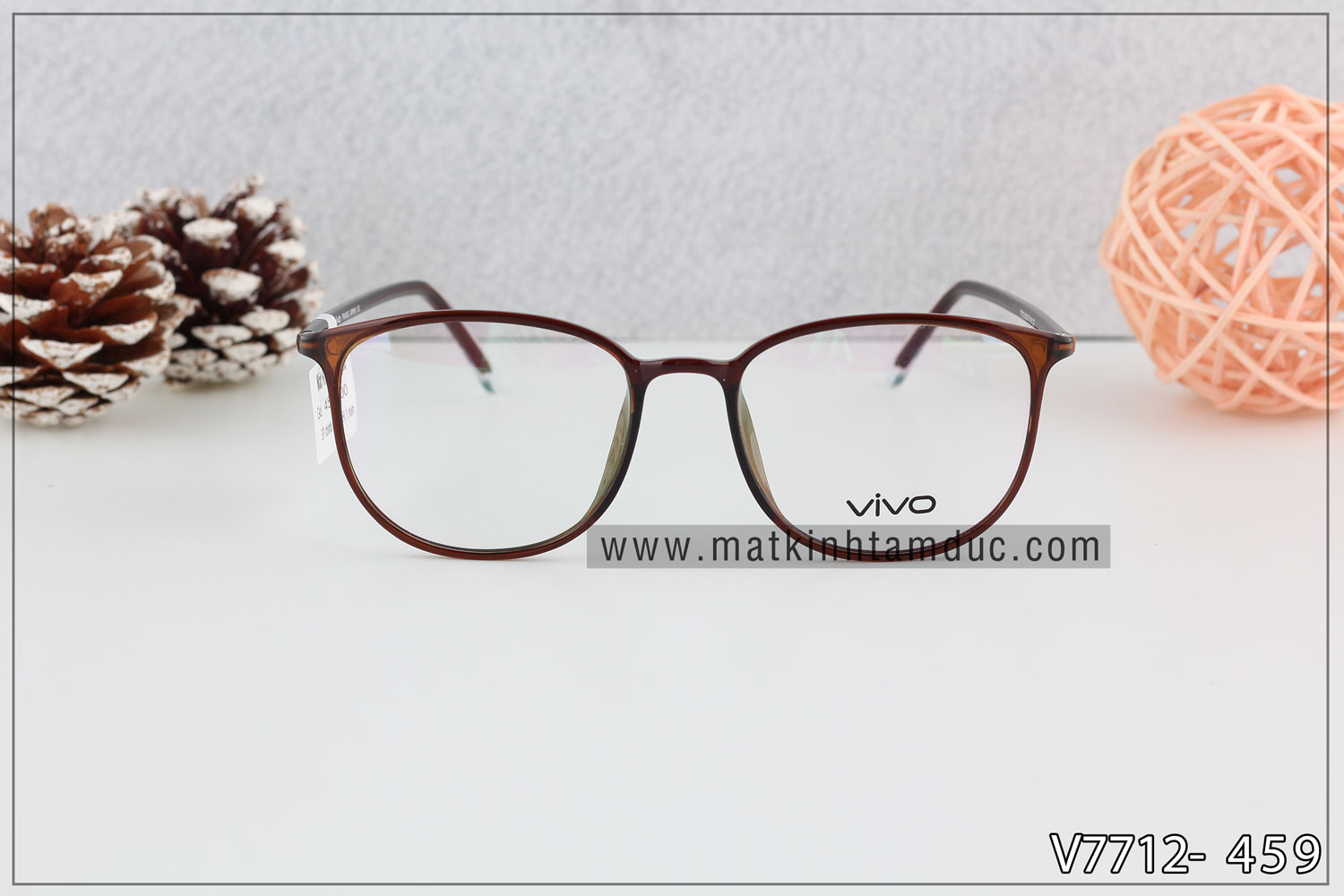 Mắt Kính Tâm Đức