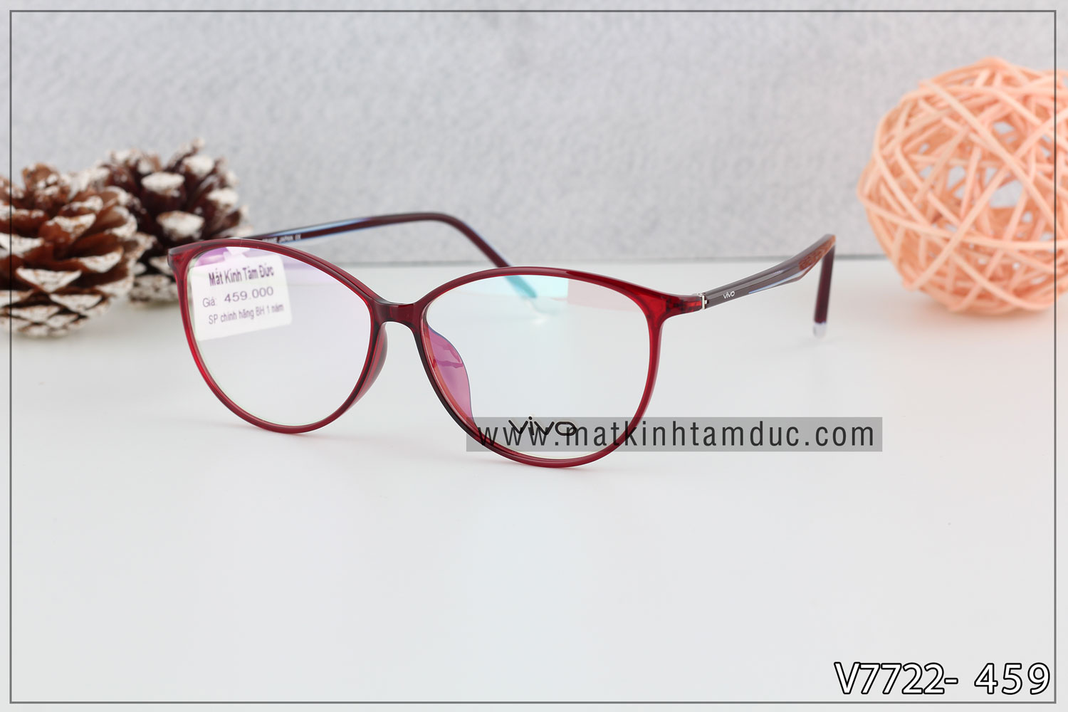 Mắt Kính Tâm Đức