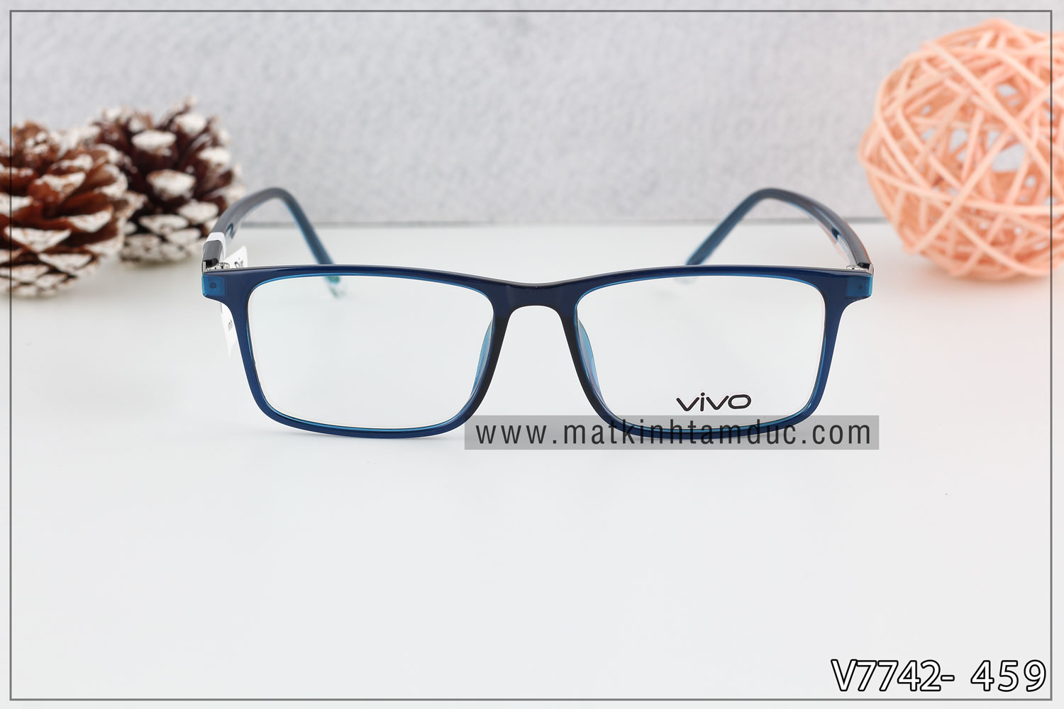 Mắt Kính Tâm Đức