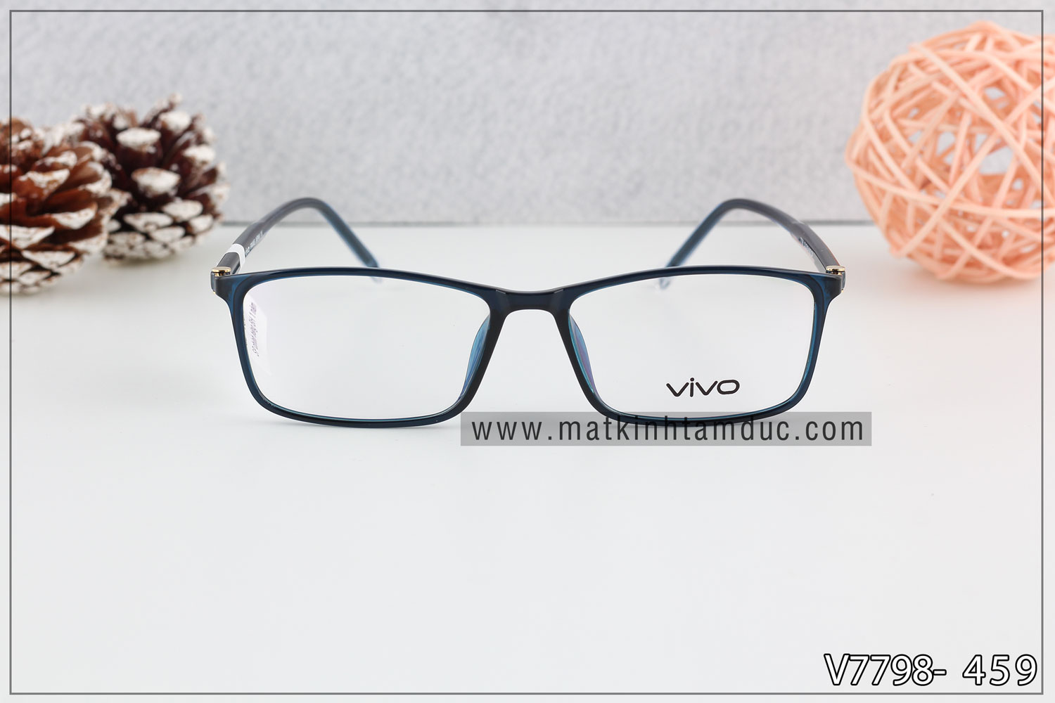 Mắt Kính Tâm Đức