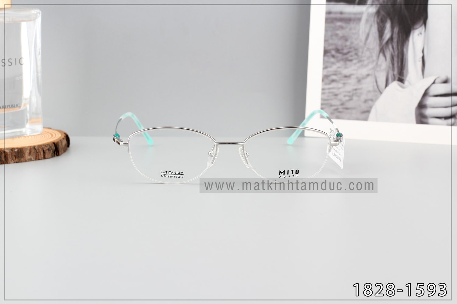 Mắt Kính Tâm Đức