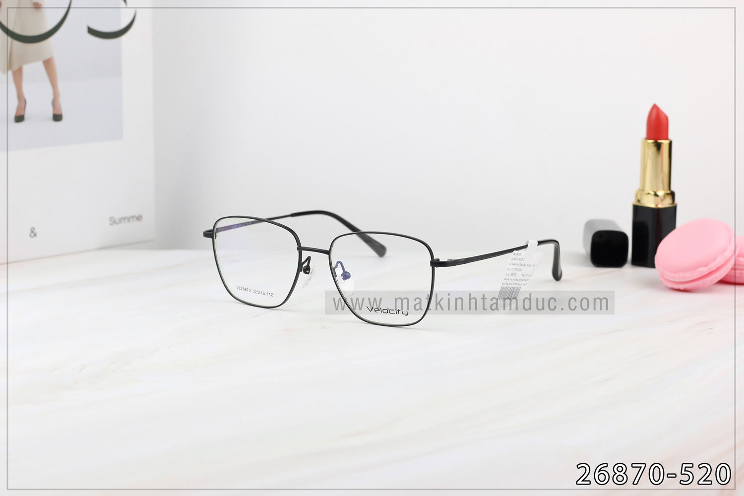 Mắt Kính Tâm Đức