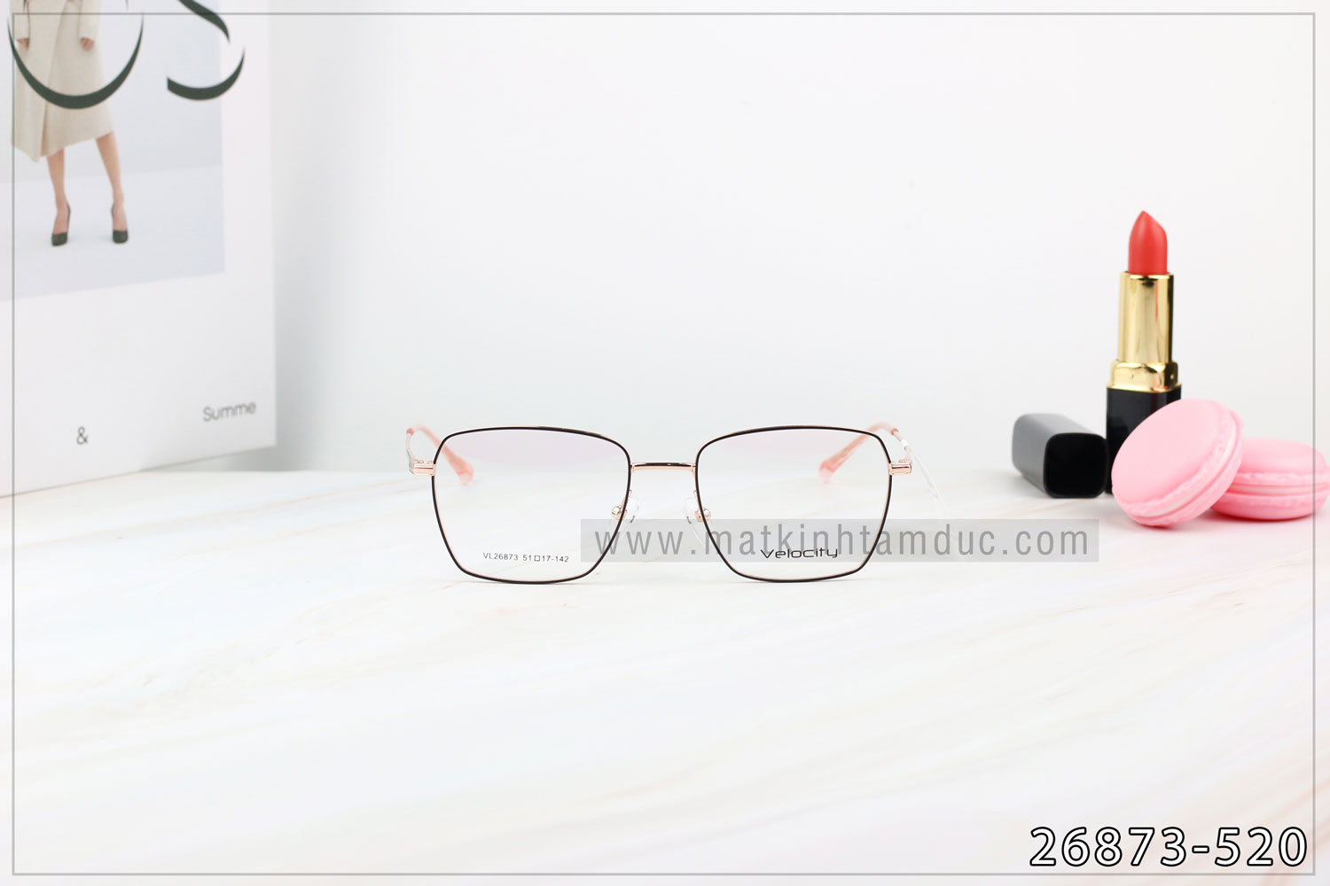 Mắt Kính Tâm Đức