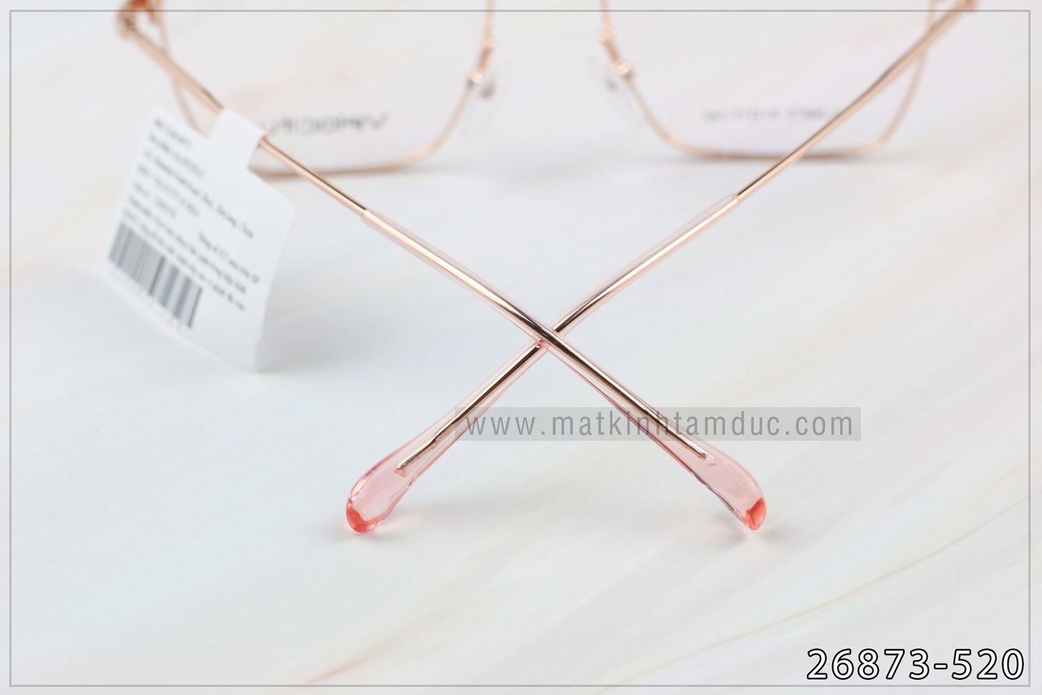 Mắt Kính Tâm Đức