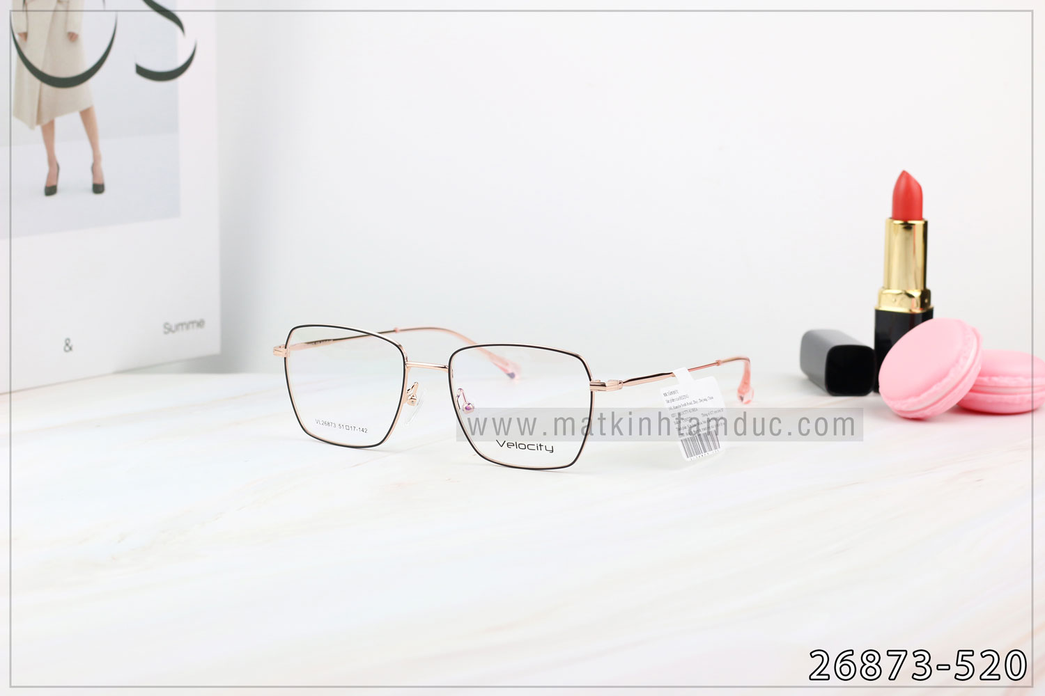 Mắt Kính Tâm Đức