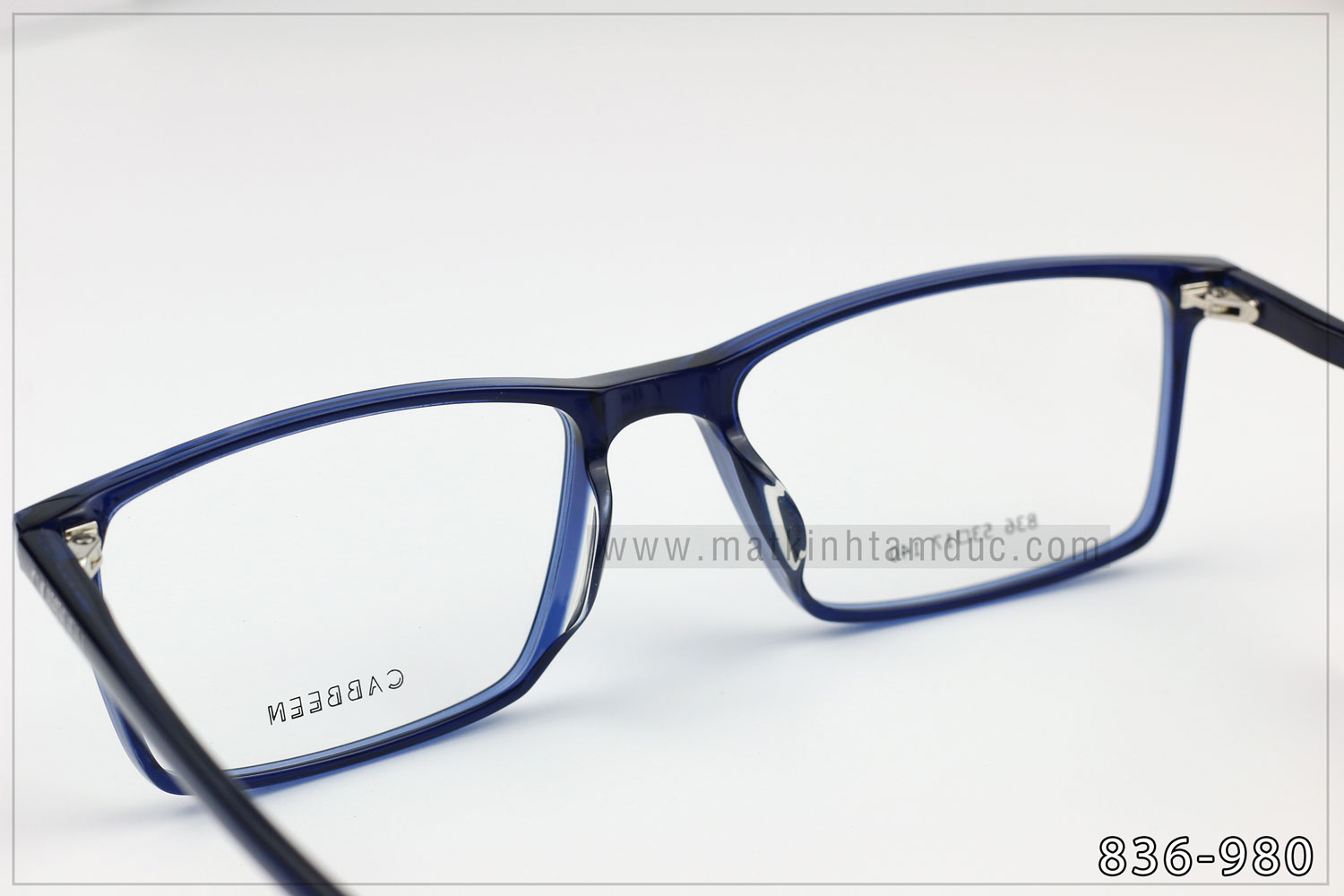 Mắt Kính Tâm Đức