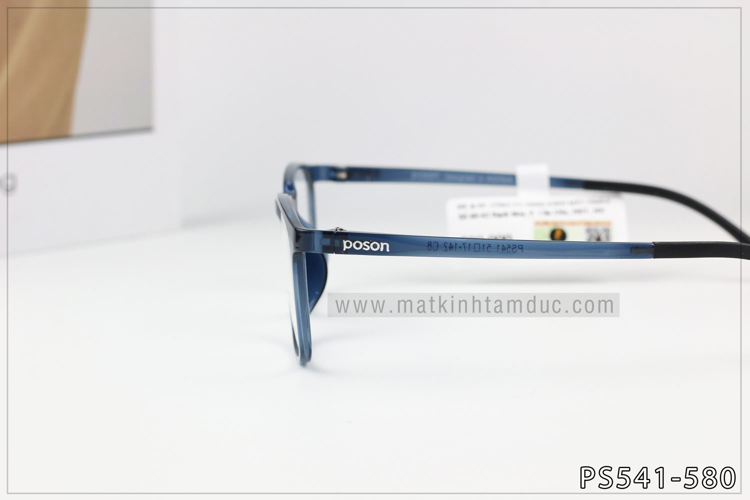 Mắt Kính Tâm Đức