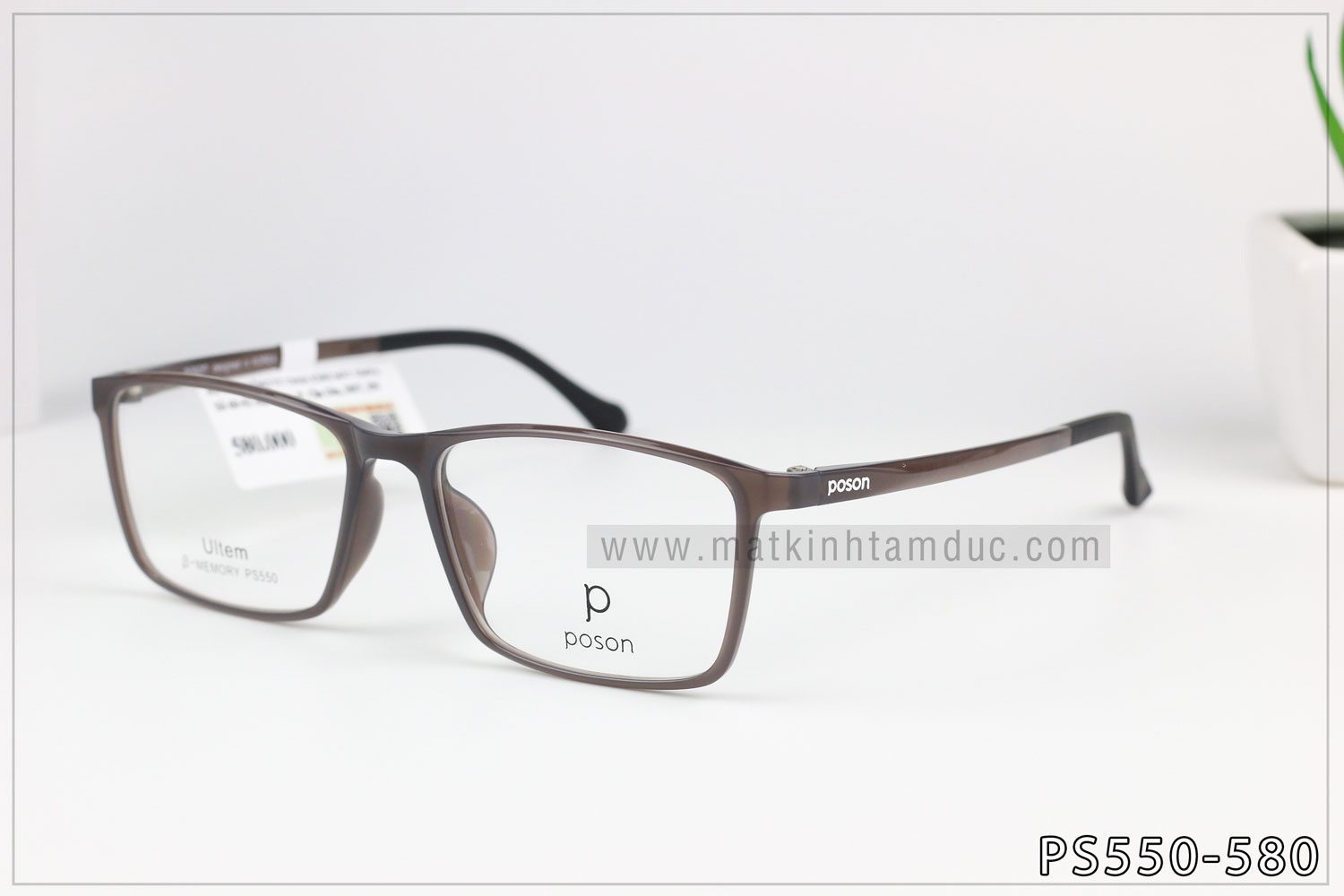 Mắt Kính Tâm Đức