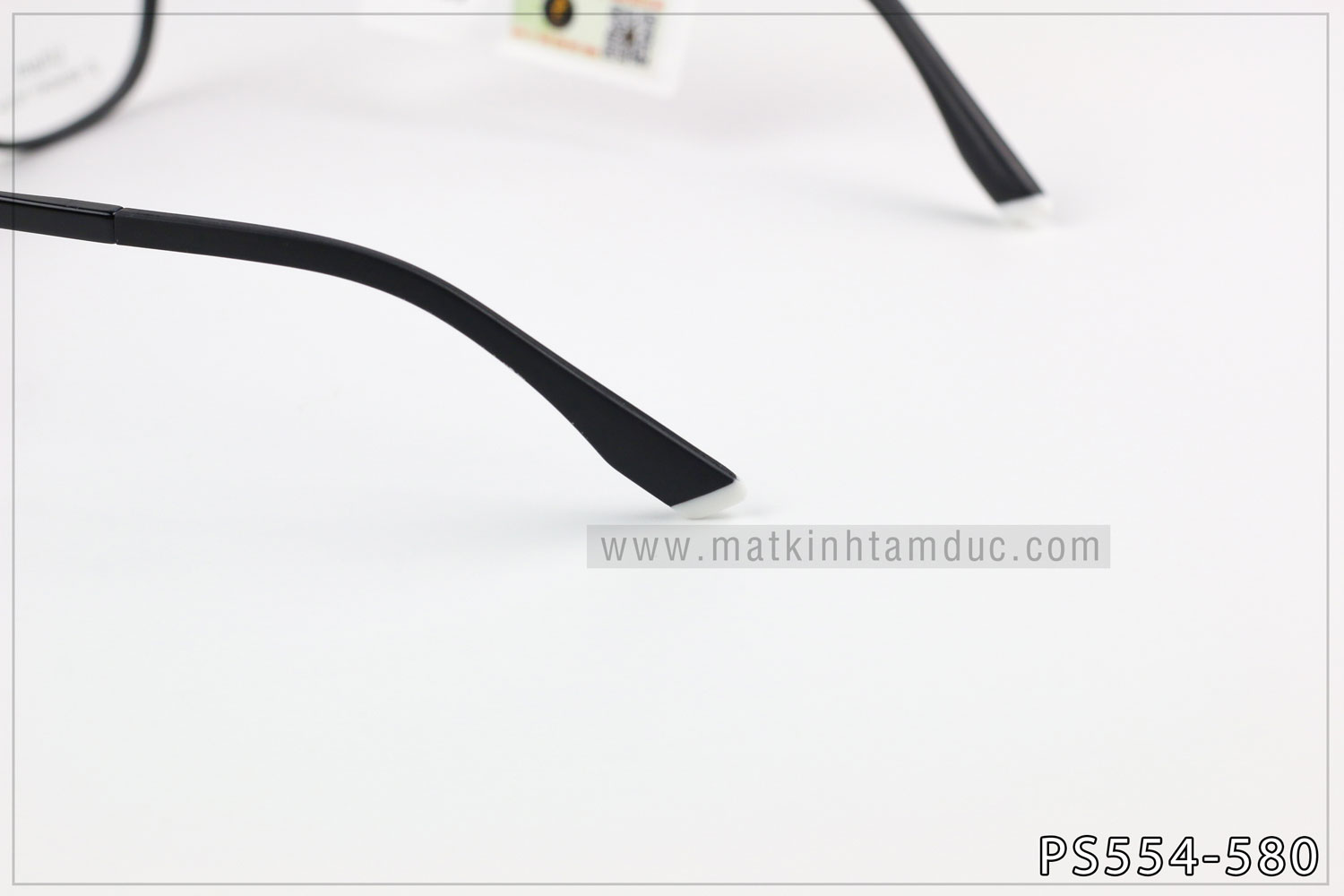 Mắt Kính Tâm Đức