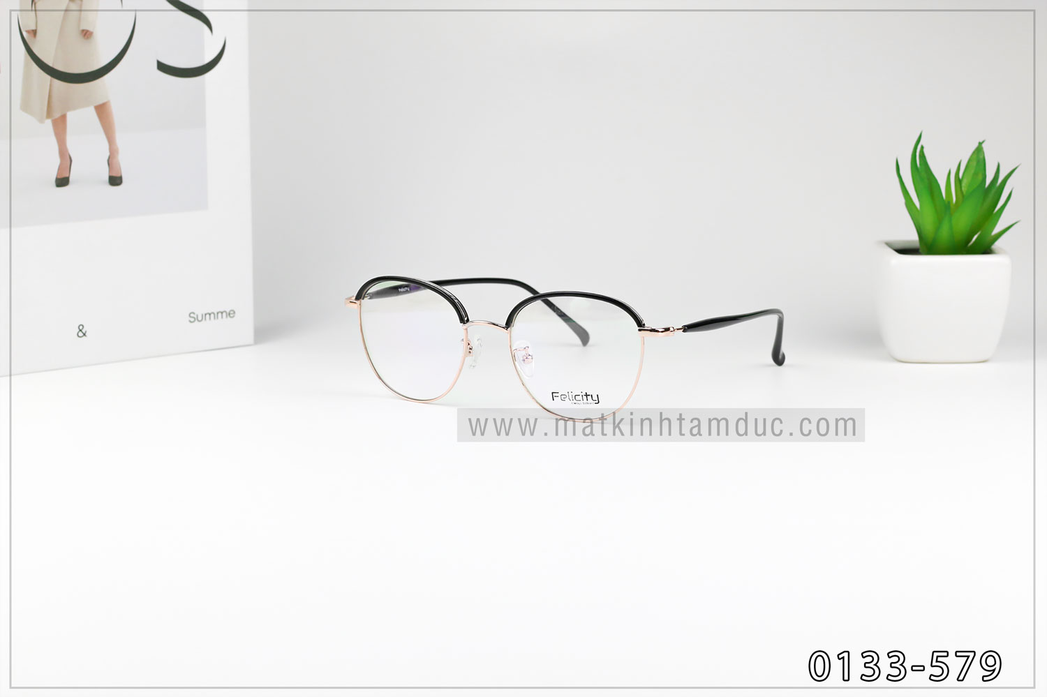 Mắt Kính Tâm Đức