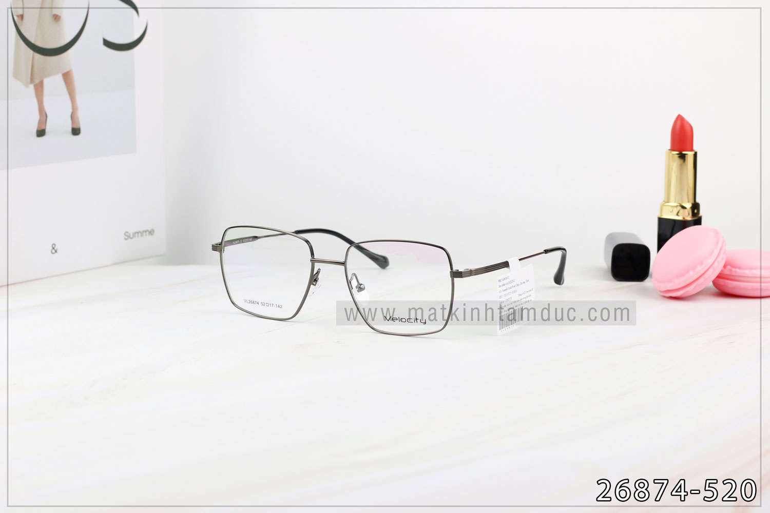 Mắt Kính Tâm Đức