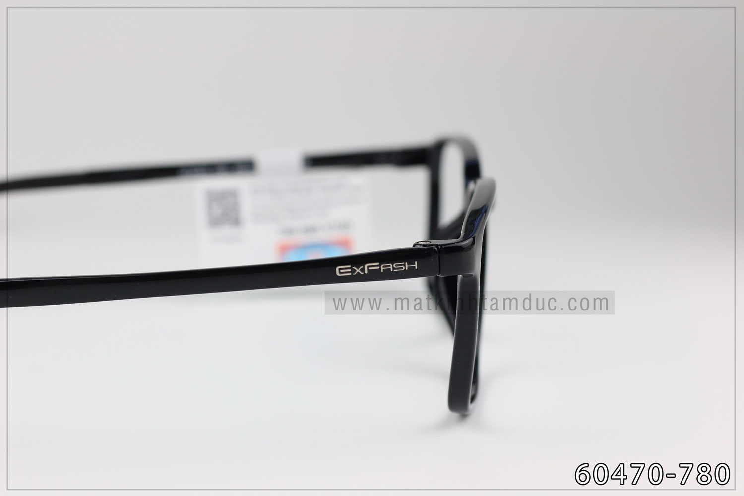 Mắt Kính Tâm Đức