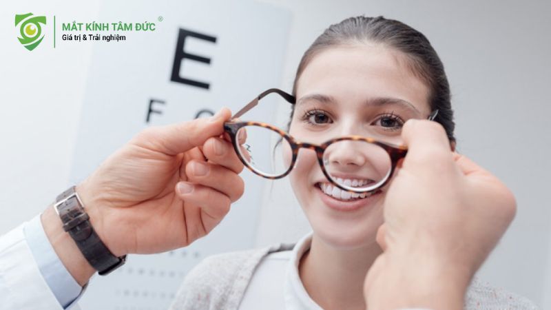 Tác hại của việc mổ mắt cận thị có thể gây ra cận thị trở lại 