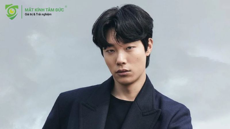 Mắt lươn ở nam giới, sự nghiệp, tình duyên 