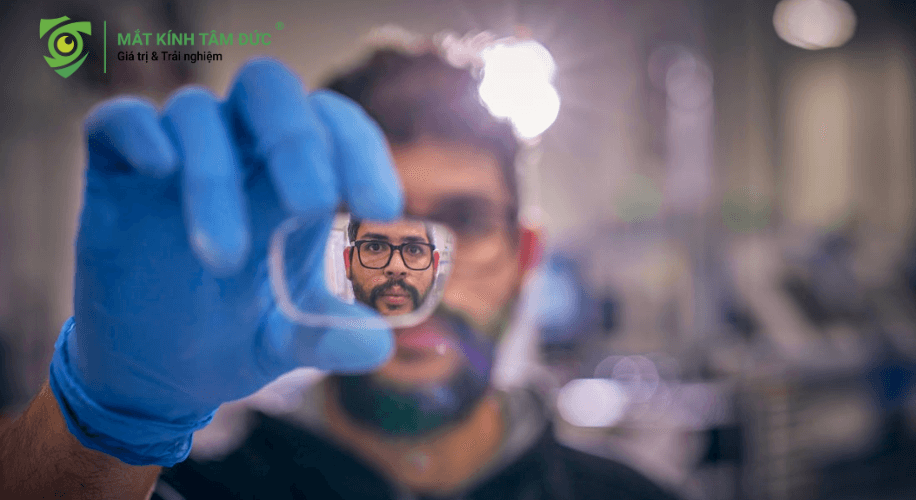 Kỹ thuật làm mỏng kính bằng phay kỹ thuật số