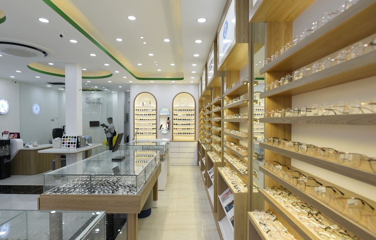 Mắt Kính Tâm Đức