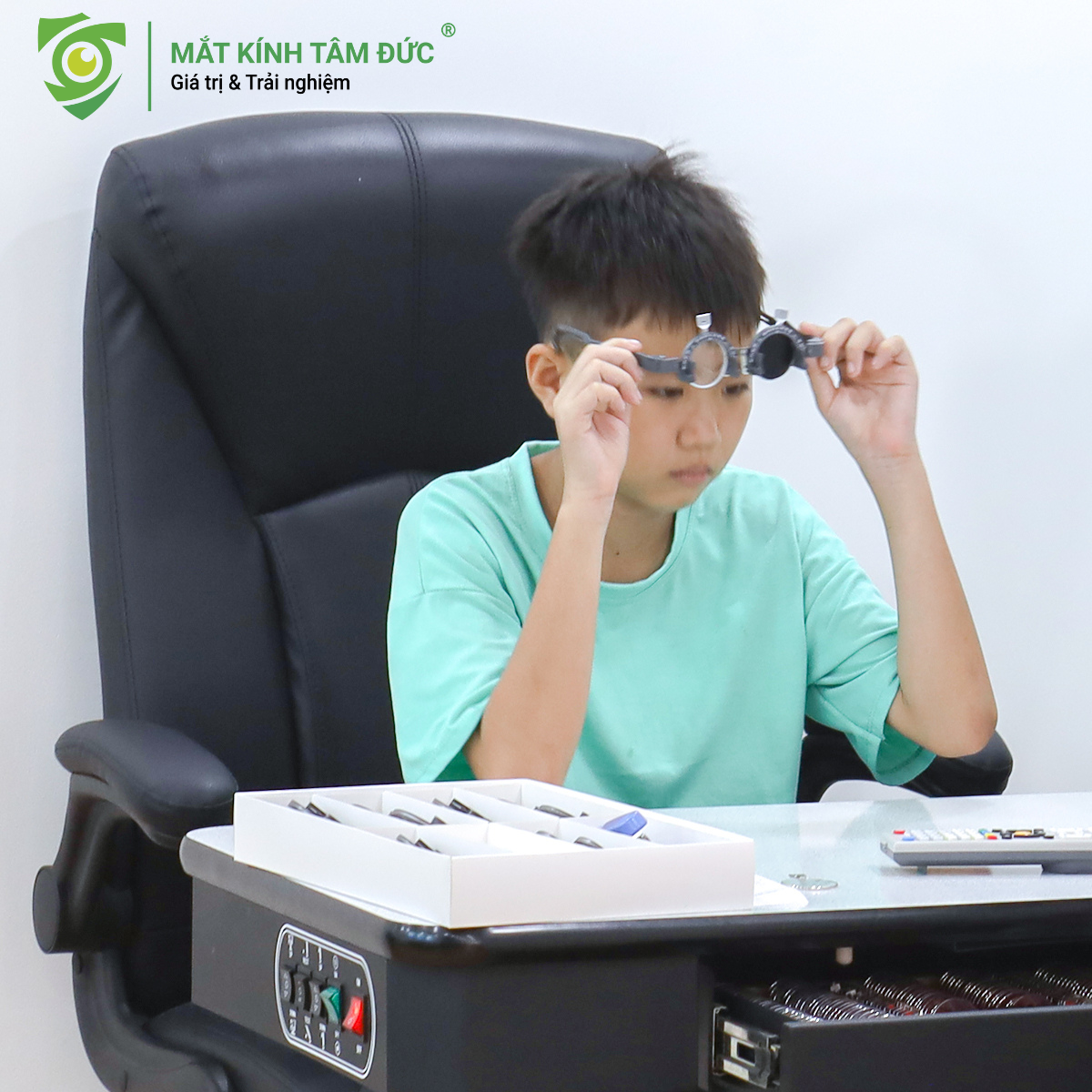 Quy trình đo khám 12 bước chuẩn y khoa