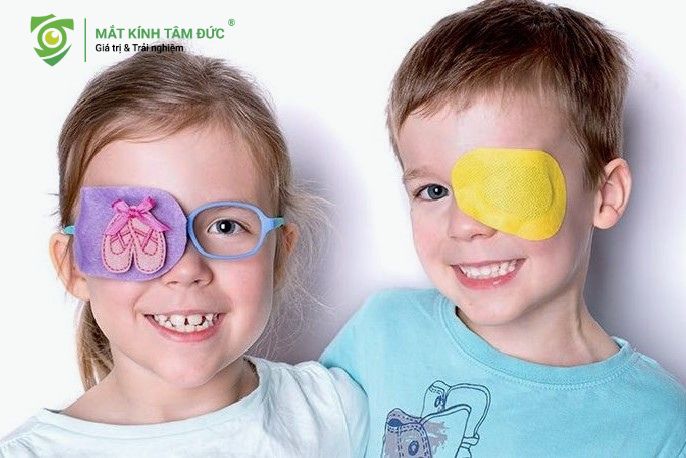 Trị liệu thị giác phổ biến nhất là liệu pháp bịt mắt khỏe