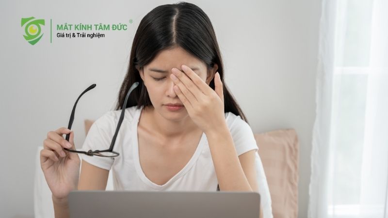 Từ bỏ thói quen dụi mắt giúp giảm nguy cơ viêm nhiễm và tổn thương mắt