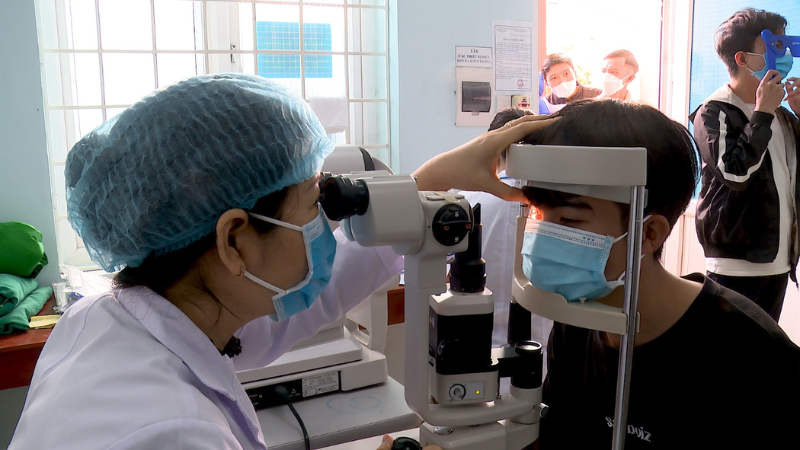 Điểm tật khúc xạ được xác định để đánh giá khả năng phục vụ tại ngũ