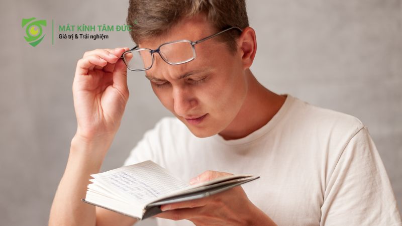 Cận thị học đường là gì? Nguyên nhân và cách phòng ngừa cho trẻ