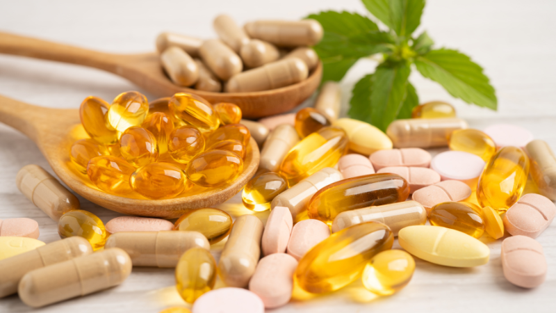 Dầu cá tốt cho mắt cận thị không là thắc mắc phổ biến của nhiều người khi chăm sóc mắt