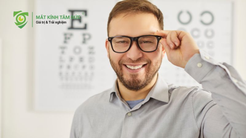 Đeo kính có ảnh hưởng đến mũi không? Hướng dẫn chọn gọng kính phù hợp