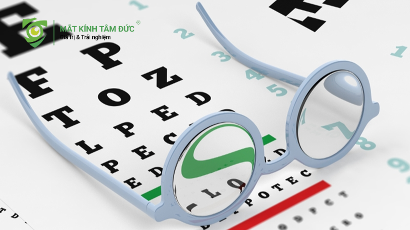 Mức độ cận thị theo Diop và sự khác biệt về khả năng nhìn xa của mắt