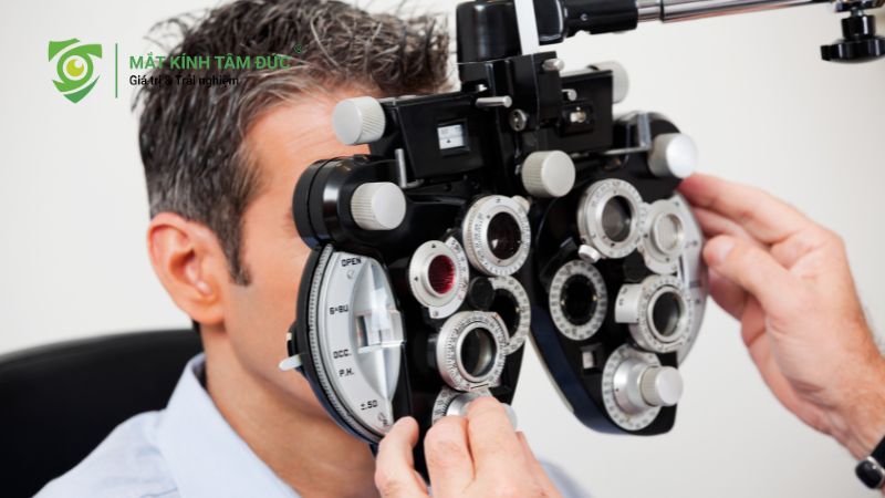 Diop là gì? Giải thích chi tiết về chỉ số mắt bạn cần biết