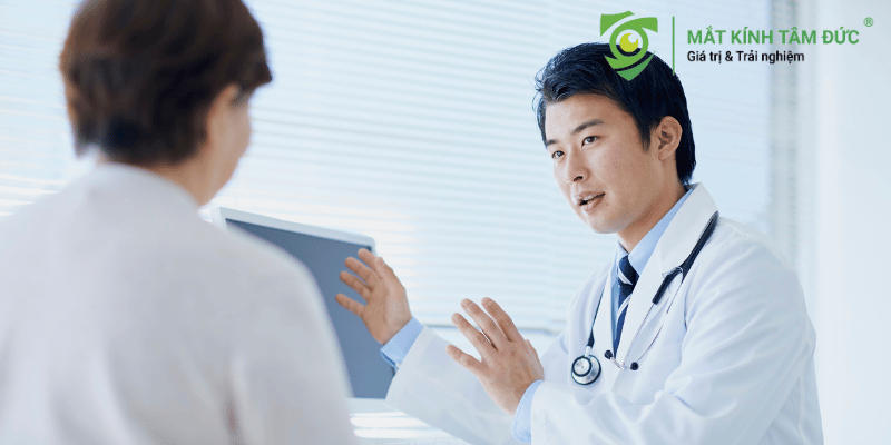 Khi nào mắt đỏ cần đi khám sớm?