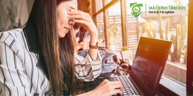 5 thói quen giúp mắt đỡ đỏ hơn trong sinh hoạt hằng ngày