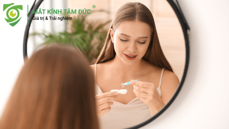 Kính áp tròng có phù hợp để sử dụng thường xuyên hay chỉ nên là giải pháp bổ sung bên cạnh kính cận.