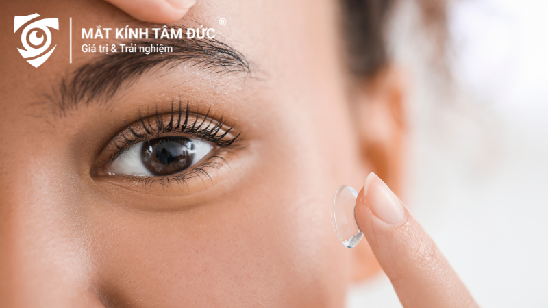 Kính áp tròng có phù hợp để thay kính cận trong nhu cầu sử dụng của bạn hay không?